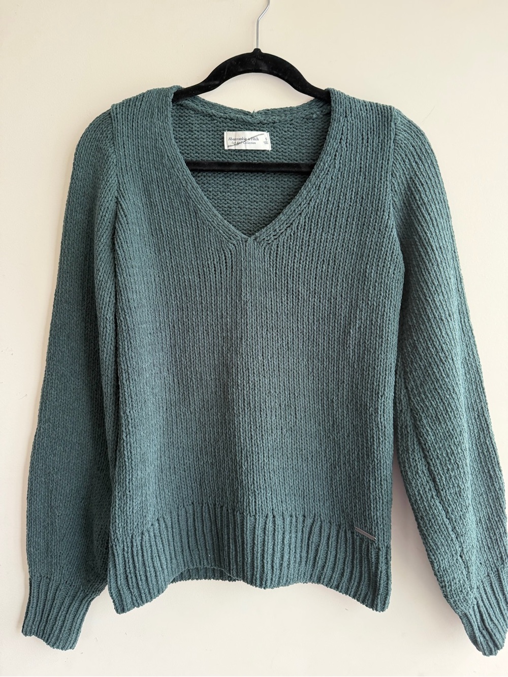 Abercrombie & Fitch Forest Green V-Neck Sweater